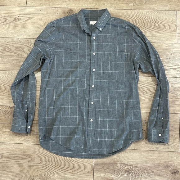Club Monaco Other - Club Monaco long sleeve button down size large.